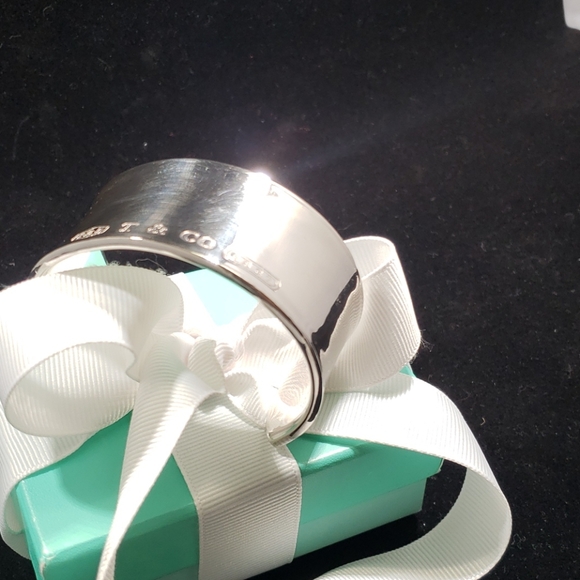 Tiffany & Co Cuff Bracelet - Picture 4 of 7